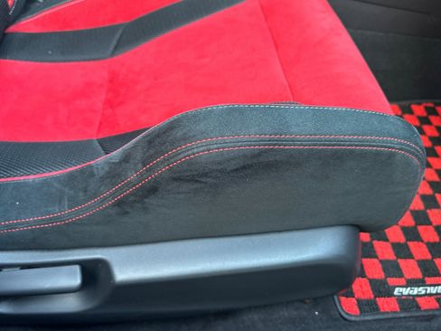 Used 2018 Honda Civic Type R image 23