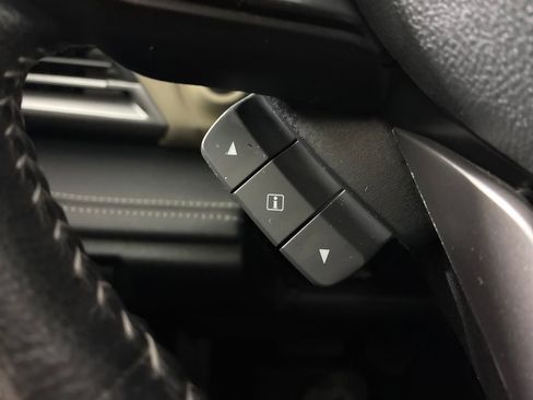 Certified 2022 Subaru Outback Limited image 26