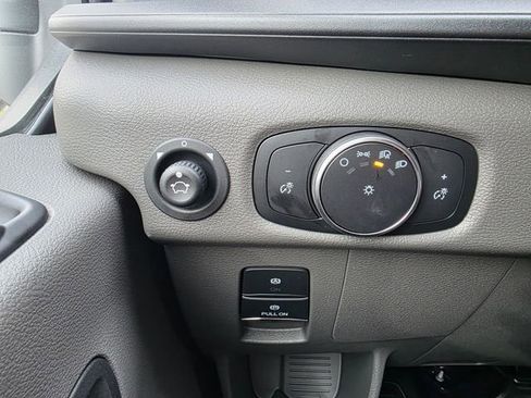 New 2026 Ford Transit 250 148 Medium Roof image 17