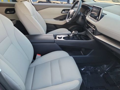 New 2026 Nissan Rogue Dark Armor AWD/4WD image 12