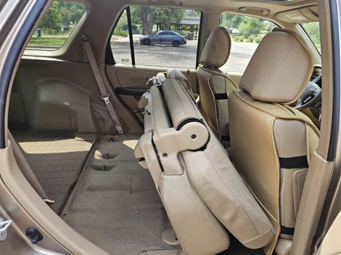 Used 2005 Honda CR-V EX image 38