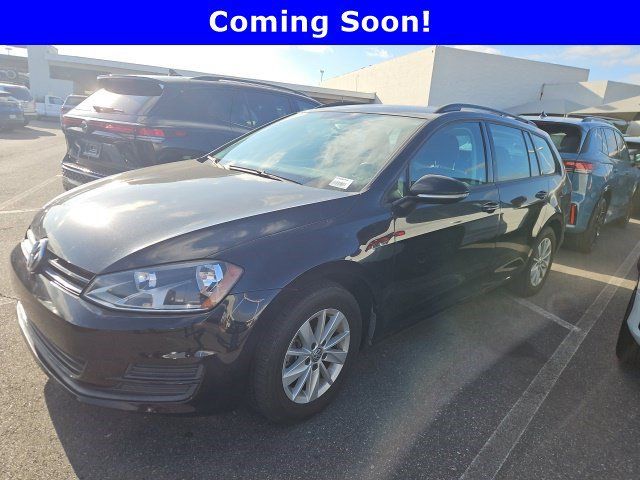 Used 2016 Volkswagen Golf S FWD image 1