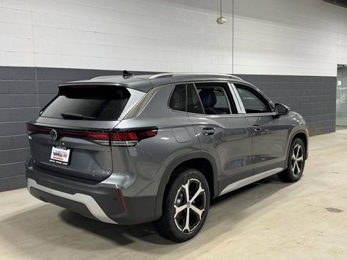 New 2026 Volkswagen Tiguan SE image 14