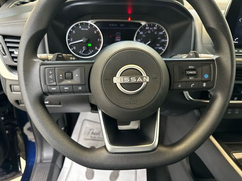 Certified 2024 Nissan Rogue SV image 12