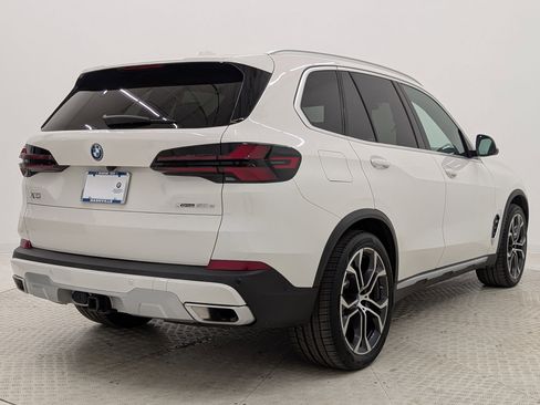 Certified 2024 BMW X5 xDrive50e w/ Premium Package image 9