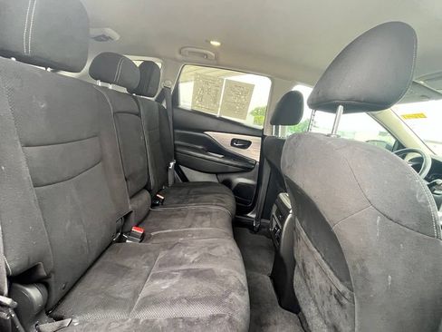 Used 2017 Nissan Murano SV FWD image 9