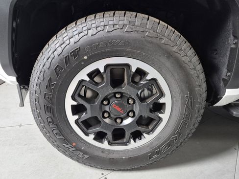 New 2026 Toyota 4Runner 4WD image 10