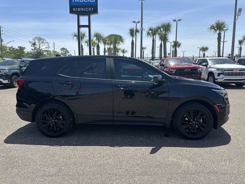 Used 2024 Chevrolet Equinox LS w/ LS Convenience Package image 17