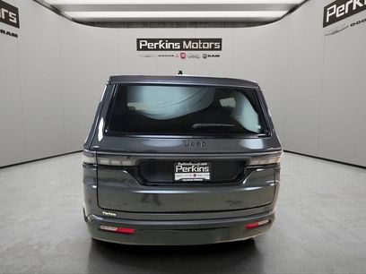 New 2026 Jeep Grand Wagoneer Summit