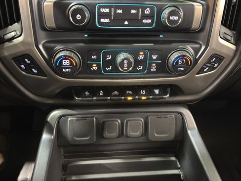 Used 2019 GMC Sierra 2500 Denali w/ Duramax Plus Package image 30