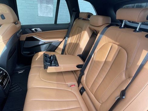 Used 2021 BMW X5 xDrive40i w/ M Sport Package image 25