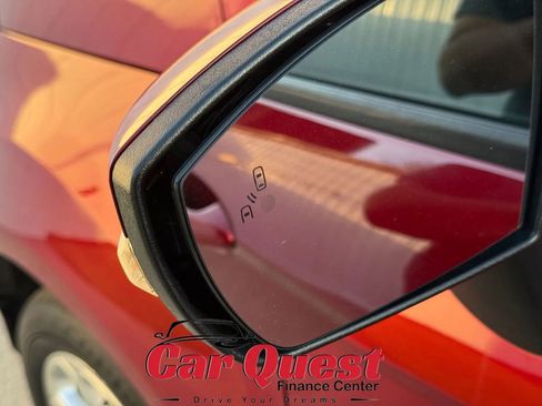 Used 2018 Ford EcoSport SE w/ SE Convenience Package image 24