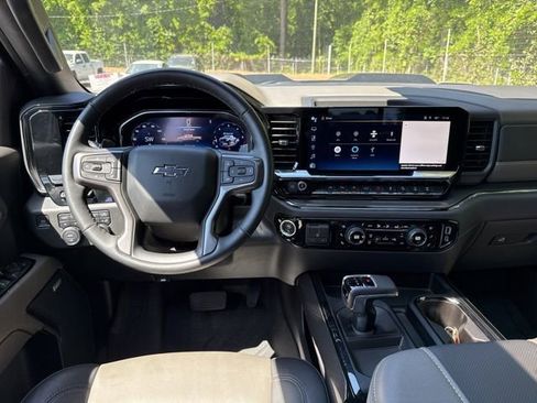 Used 2024 Chevrolet Silverado 1500 ZR2 w/ Technology Package AWD/4WD image 26
