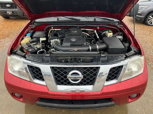 Used 2016 Nissan Frontier SV image 13