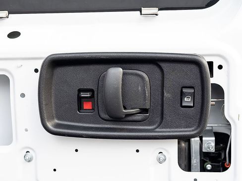 Certified 2022 Chevrolet Express 2500 Extended w/ Driver Convenience Package image 18