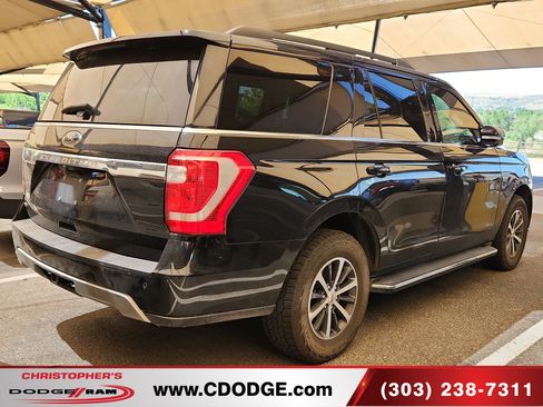 Used 2019 Ford Expedition XLT w/ Equipment Group 202A AWD/4WD image 6