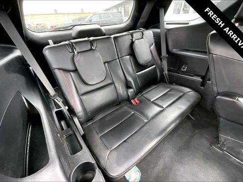 Used 2022 Ford Explorer ST-Line w/ Class IV Trailer Tow Package image 24