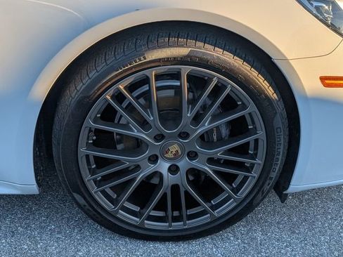 Used 2023 Porsche Panamera Platinum Edition w/ Sportdesign Package image 14