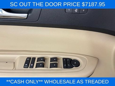 Used 2012 GMC Acadia Denali FWD image 27