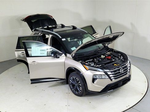 New 2026 Nissan Rogue Platinum w/ Platinum Premium Package image 24