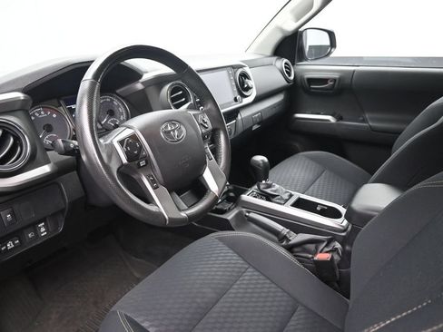 Used 2021 Toyota Tacoma SR5 w/ Trail Edition AWD/4WD image 20