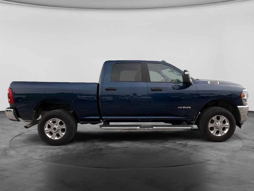 Used 2024 RAM 2500 Big Horn w/ Level 2 Equipment Group AWD/4WD image 11