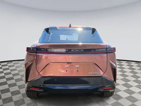 Used 2025 Lexus RZ 450e image 3