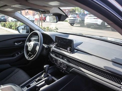 Used 2023 Honda Accord EX image 21