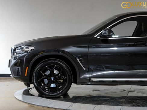 Used 2025 BMW X4 xDrive30i w/ Premium Package image 13