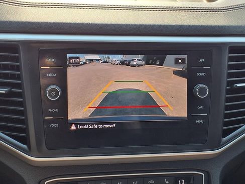 Used 2021 Volkswagen Atlas SE FWD image 29