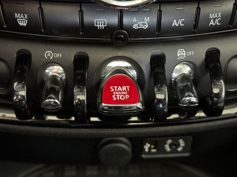 Used 2017 MINI Cooper Clubman S AWD/4WD image 25