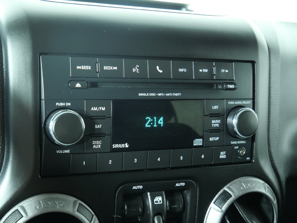 Used 2014 Jeep Wrangler Unlimited Sport w/ Quick Order Package 24S AWD/4WD image 30