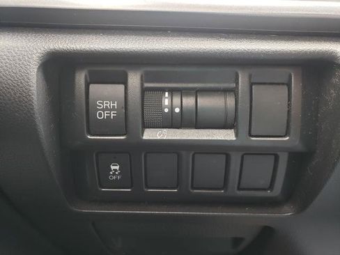 Used 2018 Subaru Impreza 2.0i Limited AWD/4WD image 24