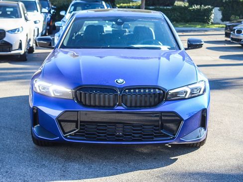 New 2026 BMW 330i Sedan w/ M Sport Package image 2