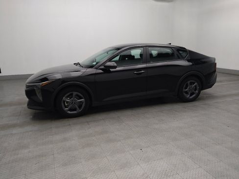 Used 2025 Kia K4 LXS image 2