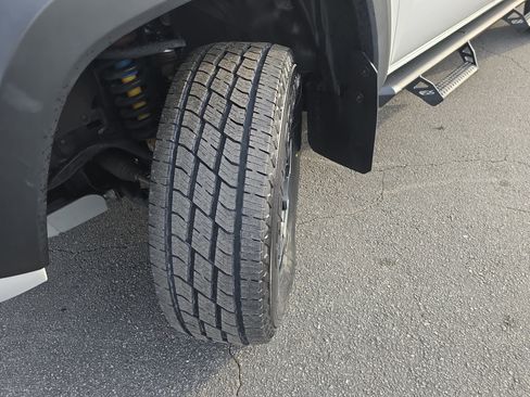 Used 2023 Toyota Tacoma TRD Off-Road image 32