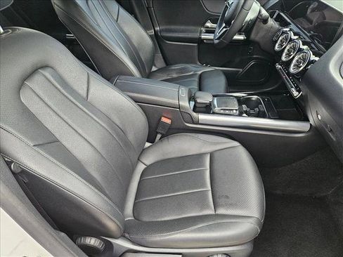 Used 2022 Mercedes-Benz GLA 250 image 20