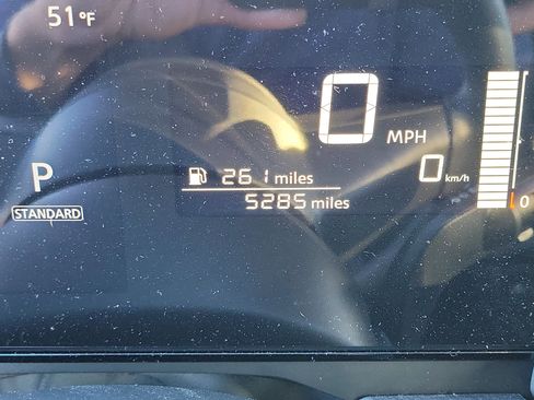 Certified 2025 Nissan Kicks SV w/ Illumination Package image 25