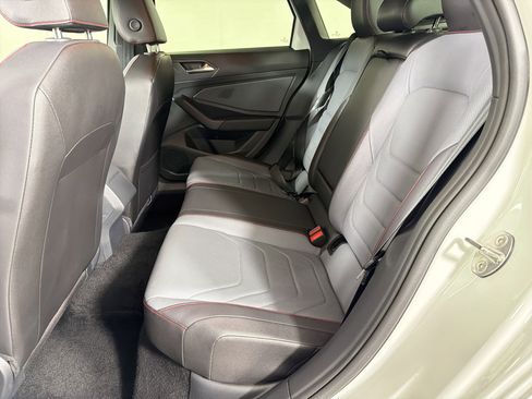 Used 2025 Volkswagen Jetta GLI Autobahn FWD image 15