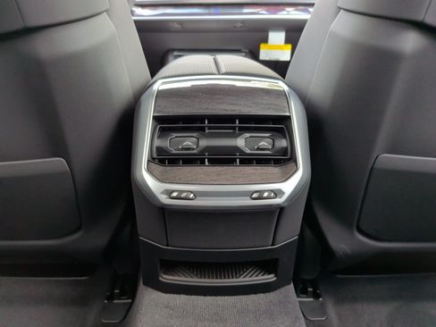 New 2026 BMW 760i xDrive w/ Executive Package AWD/4WD image 37