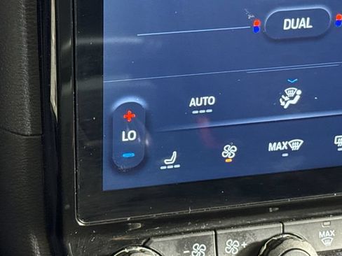 Used 2024 Ford Ranger XLT AWD/4WD image 39