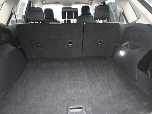 Used 2024 Ford Edge SEL AWD/4WD image 9