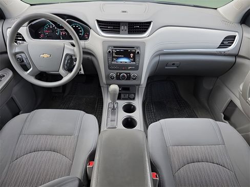 Used 2016 Chevrolet Traverse LS image 21