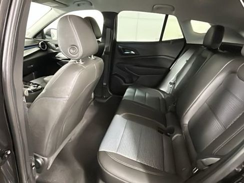 Used 2026 Chevrolet Trax LT w/ Driver Confidence Package FWD image 27