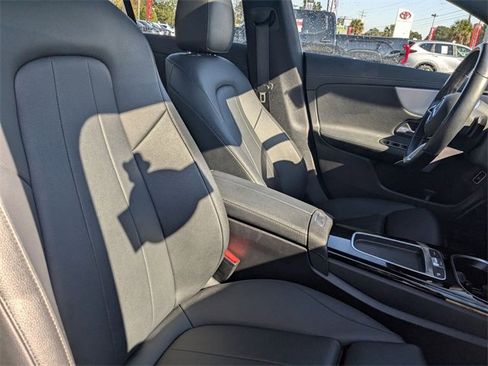New 2025 Mercedes-Benz CLA 250 4MATIC image 36
