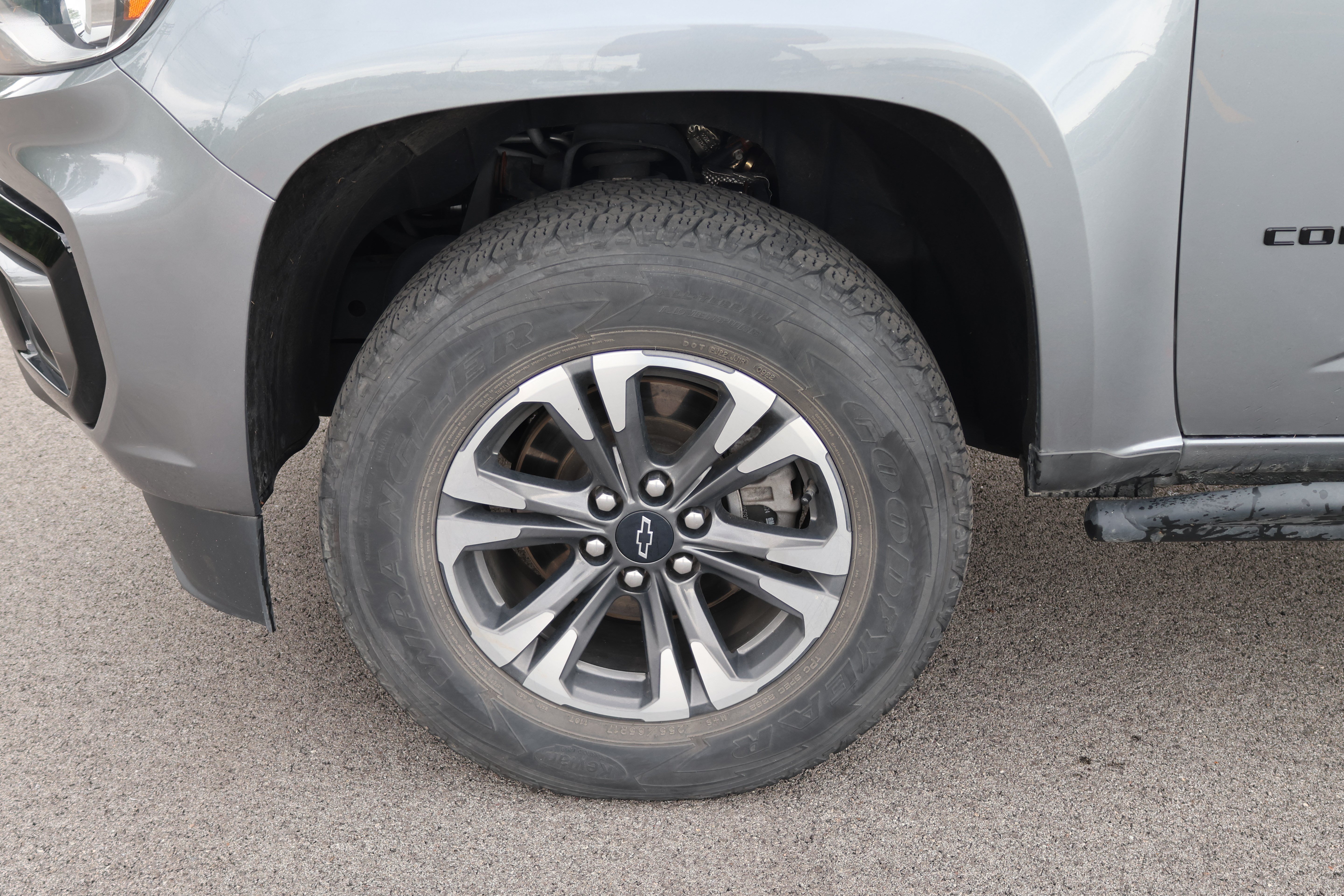 Used 2022 Chevrolet Colorado Z71 AWD/4WD image 9