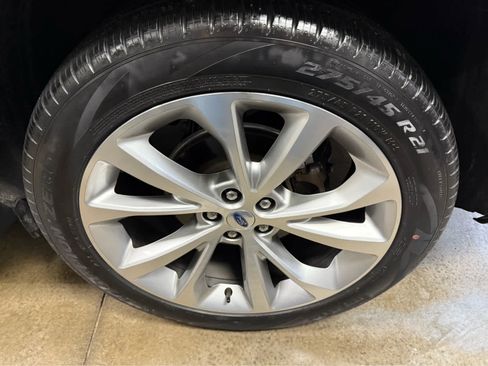 Used 2021 Ford Explorer Platinum w/ Equipment Group 601A image 32