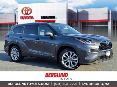 Used 2023 Toyota Highlander Limited
