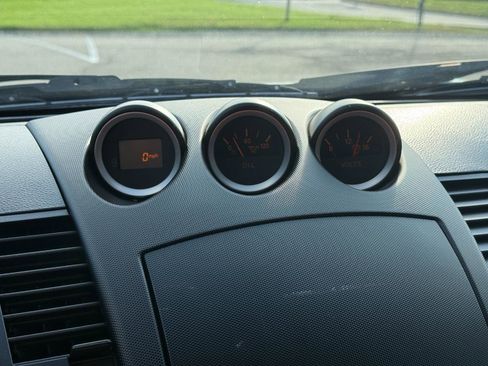 Used 2006 Nissan 350Z Track w/ (N93) Cargo Convenience Pkg RWD image 13