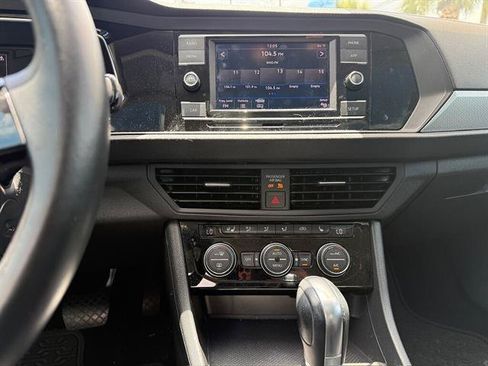 Used 2019 Volkswagen Jetta S FWD image 8